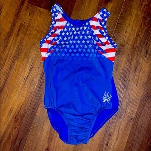 Signature Aly Raisman Razor Back American Flag Leo